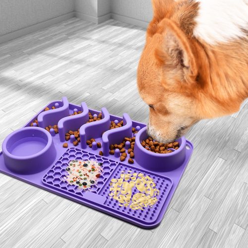 New pet licking mat multifunctional pet food bowl cat and dog meal bowl mat slow food tray mat. Non-slip and easy to wipe