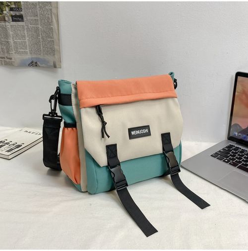 Water-proof messenger bag for going out, junior high school and high school students, one-shoulder schoolbag, large capacity, lightweight and simple bag