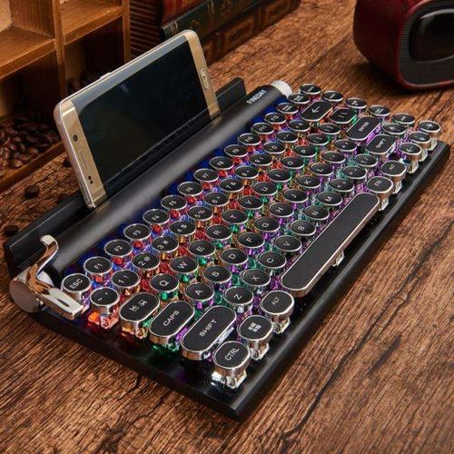 Big price cuts! 7Keys TW1867 typewriter keyboard, supports connection to iPad and Apple devices. A very interesting typewriter-style keyboard with a retro vibe.
