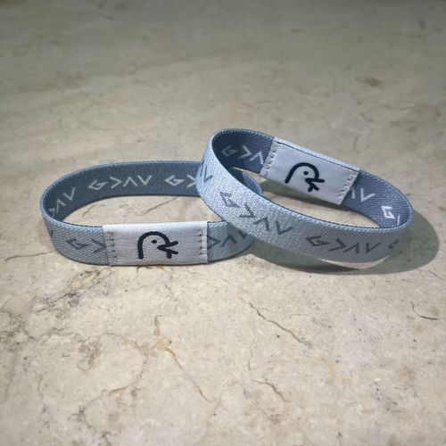 Daily Bible Verse Bracelet (Light Gray) - Ideal for Prayer and Blessing, with Built - in Smart Chip, NFC Sensing Function, High Elasticity, and Waterproof Feature