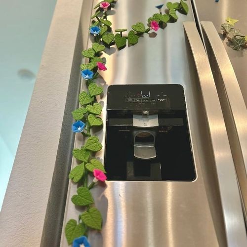 Hot-selling Morning Glory Magnetic Refrigerator Stickers: 3D Printed, Freely Combinable, Versatile, Vivid & Interesting, Colors Shipped Randomly