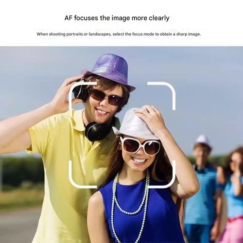 This portable 4K video recorder features a 180° rotating lens and is a pocket-sized vlog camera. It supports audio and video recording, boasts over 7 hours of battery life, and can be used as a handheld POV camera. A 32GB memory card is included (cash on delivery).