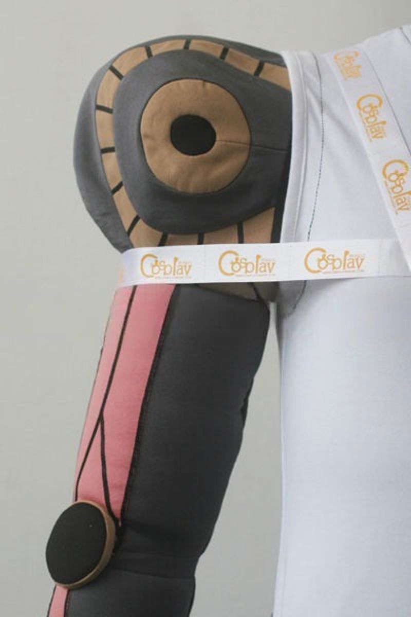 Genos Cosplay Costume