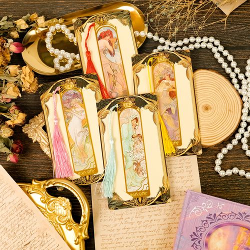 Fashion Cartoon Metal Bookmarks Hollow Retro Oil Painting Cute cat Art Style Souvenir Metal Bookmark Tassels