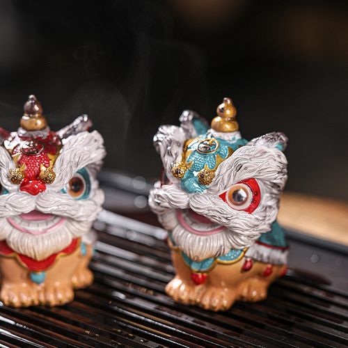 Chine Chic Style Bring Wealth and Treasures Awakening Lion Decoration Color-changing tea pet tea-drinking ornament