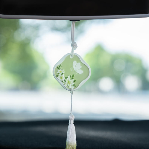Long-Lasting Car Aromatherapy Pendant Odor Remover Wardrobe Souvenir Gift Box Incense Holders & Aromatherapy Diffuser