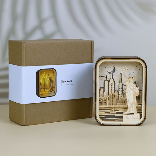 New York Statue of Liberty Wood Carving Night Light 3D Hallow Carving Lamp Creative Gift Desk Lamp Tourism Gift