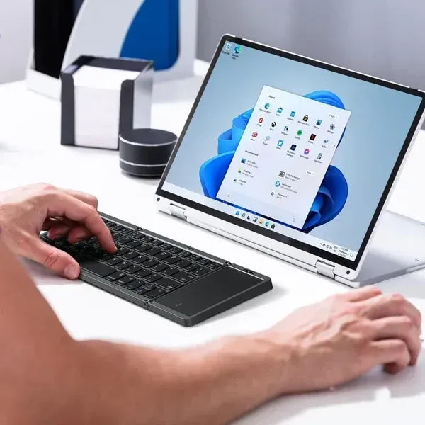 🔥Foldable Bluetooth Keyboard with Touchpad✨🚀50% time limit🚀 Luanda cash on delivery