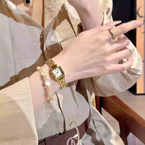 2026 Retro Square Dial Ultra Thin Luxury Fashion Steel Strap Women's Quartz Watch