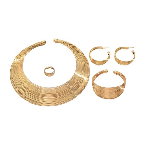Fashion necklace