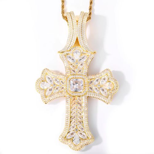 Pendente Masculino de Cruz Luxuosa com Zírconias e Diamantes a Corte Marquesa 5A em Bronze Platado e Ouro