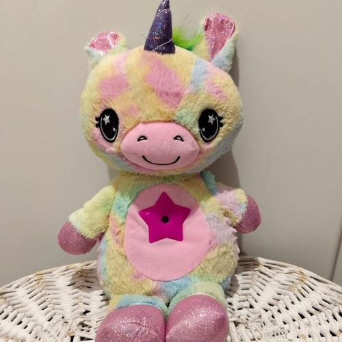 Licorne en peluche avec projecteur de ciel étoilé | OURS ÉTOILE
