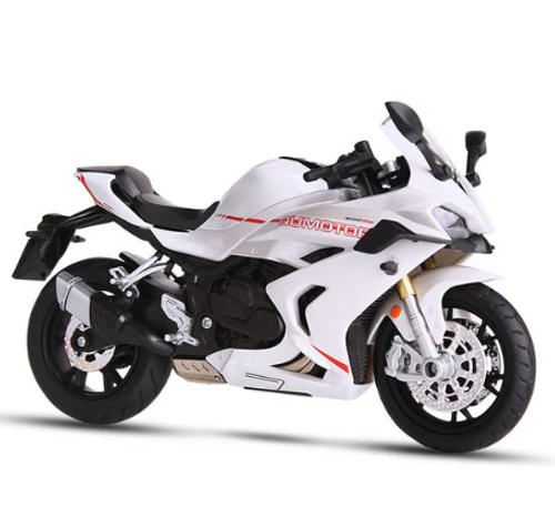 Modèle réduit de moto à l'échelle 1:12