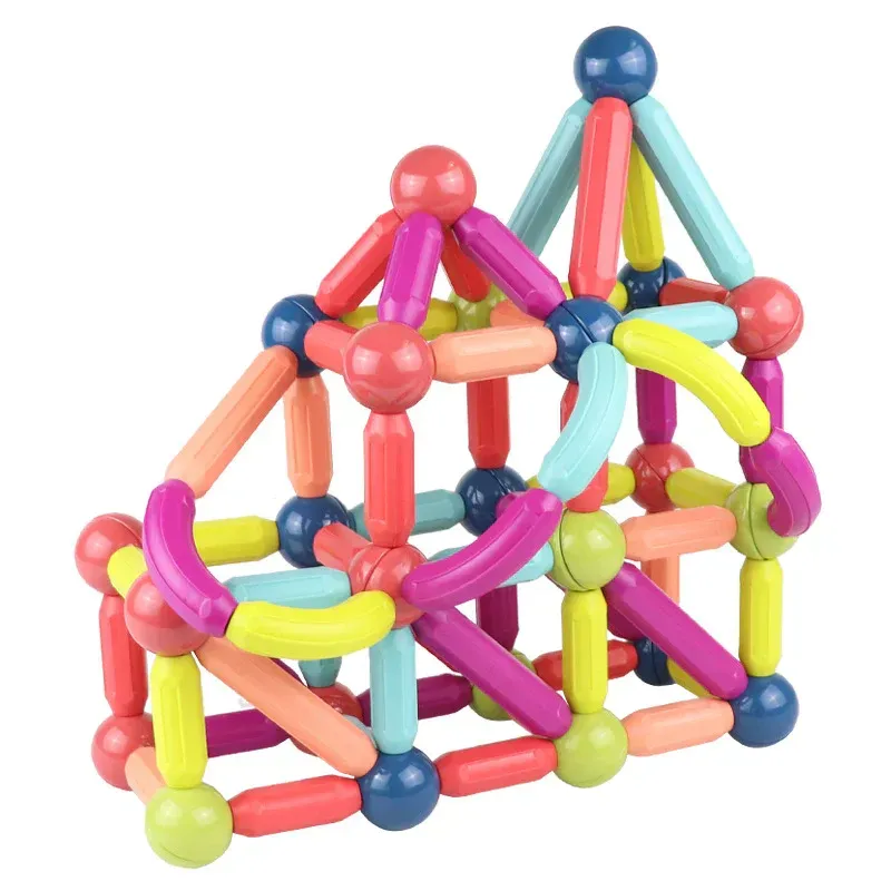Tuiles de construction magnétiques transparentes Blocs de construction magnétiques 3D Construction 84 pièces Jouets éducatifs pour enfants