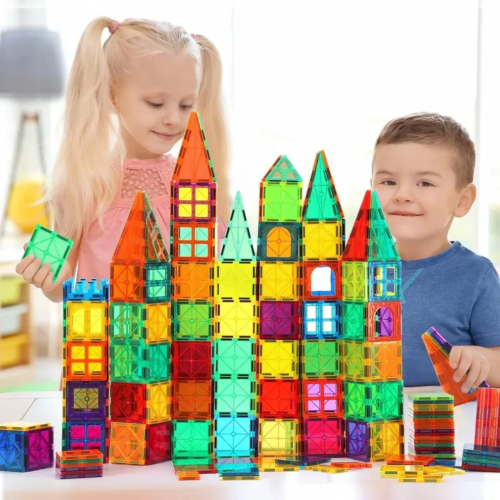 Tuiles Magnétiques Educatives – Kit de Construction avec roues pour voitures