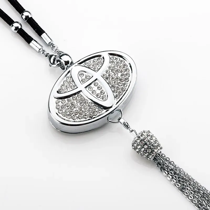 Pendentif d'aromathérapie avec logo de voiture en métal et diamant