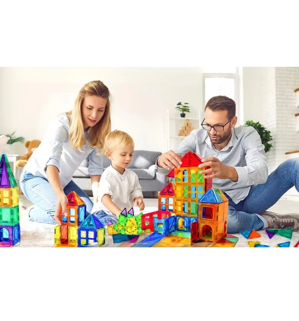 Tuiles Magnétiques Educatives – Kit de Construction avec roues pour voitures