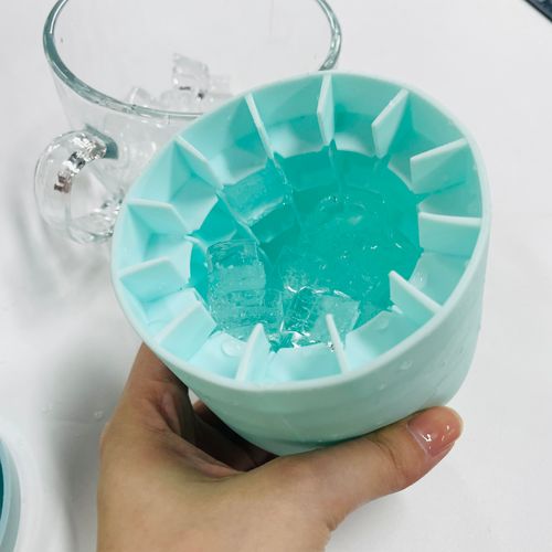 Food-grade silicone ice cube buckets, press ice maker cups