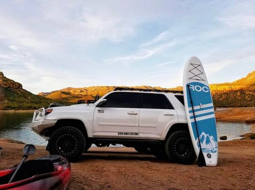 Inflatable stand-up paddleboard