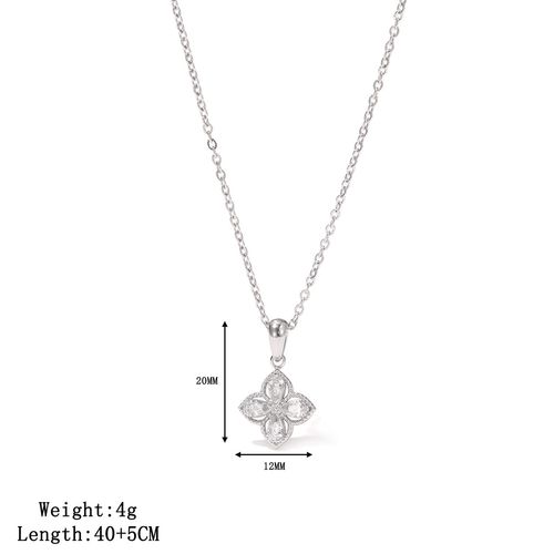 Rotating Clover Necklace