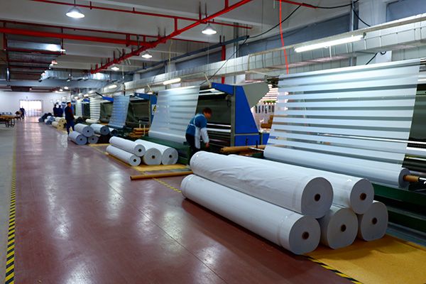 Precision cutting machine