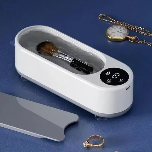 Eyeglass Cleaner