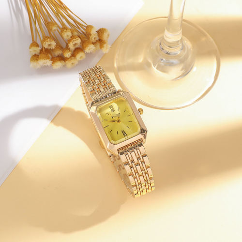 Fashionable & Minimalist Square Quartz Watch with Crystal Bracelet Set