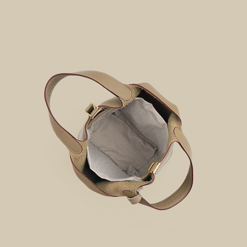 2025 Luxury Handcrafted Leather Handbag