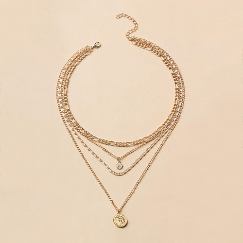 Long necklace, luxurious clavicle chain