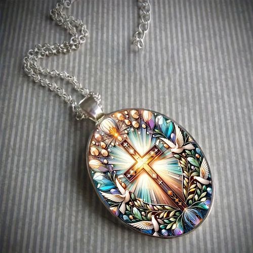 pendant necklace