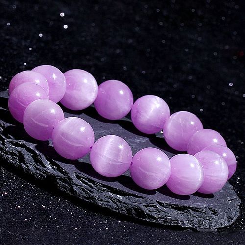 Natural purple lithium feldspar bracelet. High-quality lavender-colored crystal queen.