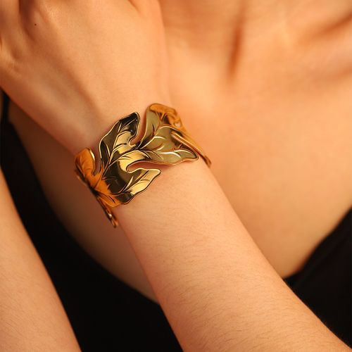 2025 Bestseller - Women's Leaf Design Golden Bracelet - Fashionable Golden Bracelet - Unstructured Open Style Wide-Wrist Sleeve Clasp Necklace - Jewelry Gift（Multiple styles are available for selection.））