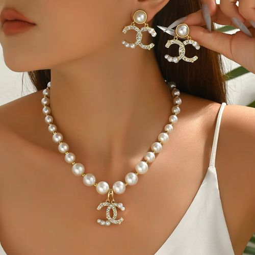 Double-C Necklace Set