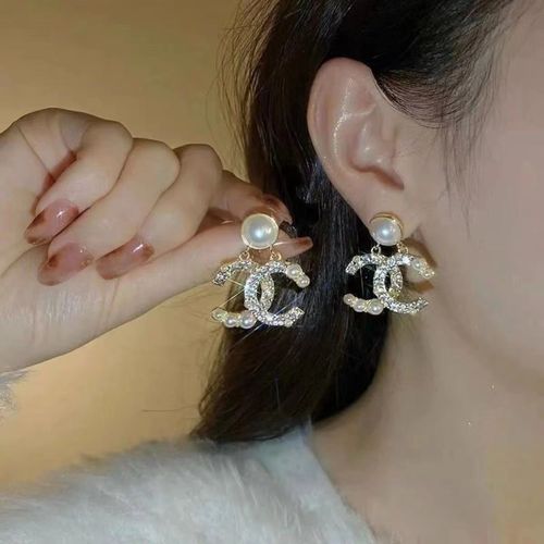 Double-C Necklace Set