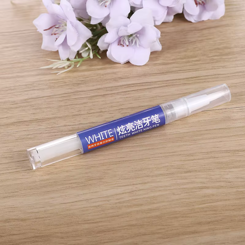New design of teeth cleaning and whitening pen for teeth brightening