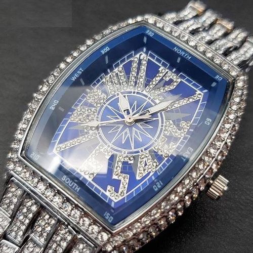 🔥 AFRICAN NIGHT STAR - GLOW LIKE A KING IN THE DARK! 47mm Barrel Men's Watch with Japan Movement ✨ Super-Bright Night Glow | 💧 30M Waterproof | 💰 Gold-Plated Luxury