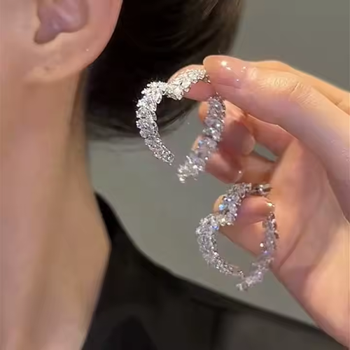 ✨Elevate Your Style!✨ Dazzling zircon flower & leaf earrings for ladies. Our new luxury design combines crystal and brass, a classic two-way style that's perfect for any occasion. Exquisite craftsmanship, trendy yet timeless. Let these earrings be your statement piece. Add a touch of glamour to your look. Shop now! 💕