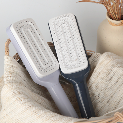 A hairbrush that is easy to clean and retractable