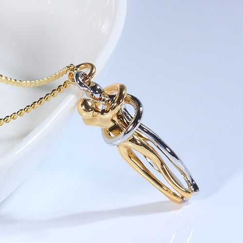 Gold Plated Stainless Steel Necklace High Quality Fashionable Romantic Hugging Couple Pendant Necklace Creative Party Favors