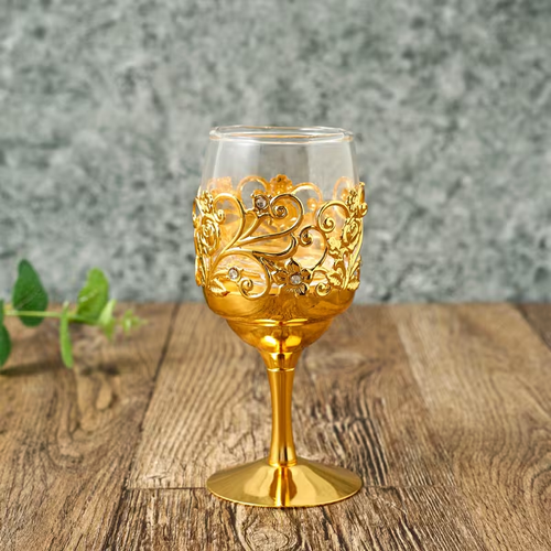 Elegant Golden Stemmed