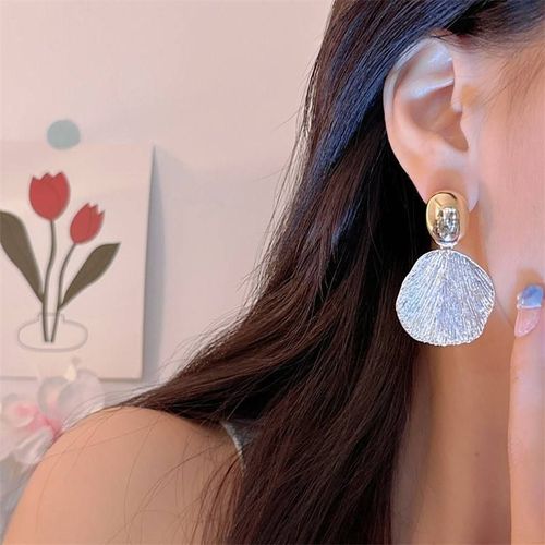 Minimalist Luxury Two-Tone Gold & Silver Vertical-Textured Shell Drop Earrings