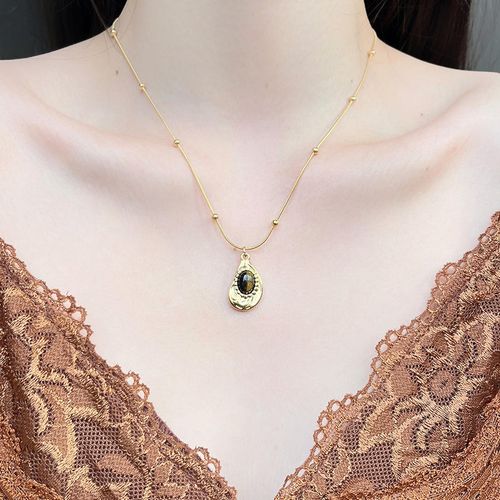 HWASAN New Luxury 18K Gold Plated Tiger Eye Titanium Steel Necklace – Maillard Fall Winter Niche Korean Design, Irregular Long Choker for Sweater & Hoodie Styling