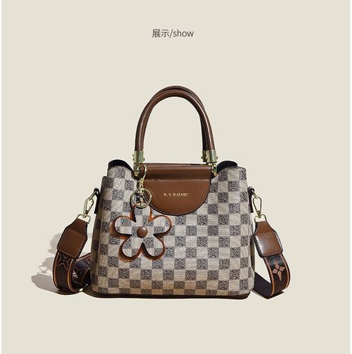 Retro Printed Women's Handbag Fashion Commuter Large Capacity Tote Bag Versatile Multi-layer Shoulder Crossbody Bag 17 sales