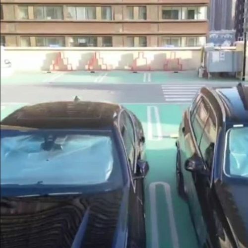 Portable and foldable car windshield sun visor