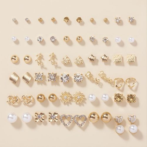 1 set of 30 pairs of fashionable alloy heart-shaped imitation pearl letter earrings set