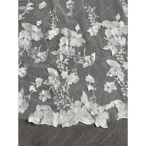 Style CReal Photos 3M New Wedding Veils With Lace Crystal Applique Long