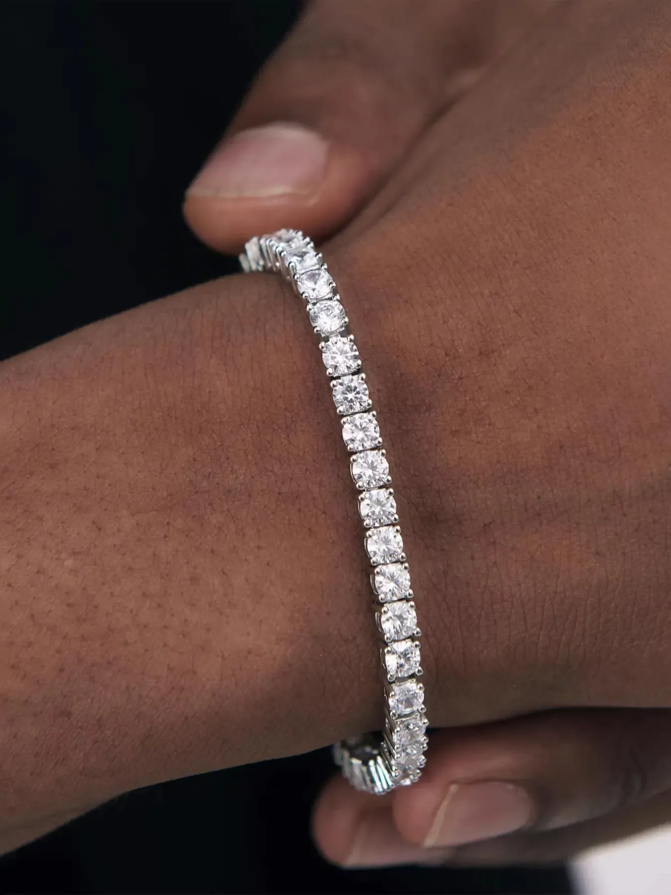 Rhinestone Decorated Trendy Bangle, Elegant Fashion Accessories for Women & Men Daily Wear, Minimalist Aesthetic Jewelry Gift, Cubic Zirconia Bracelet