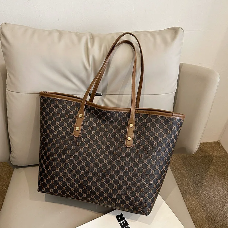 Fashionable Large Capacity Shoulder Bag, Casual Versatile Tote Bag for Women, Trendy All-match Commuter Bag for Daily Used, Handbag Shoulder Bag