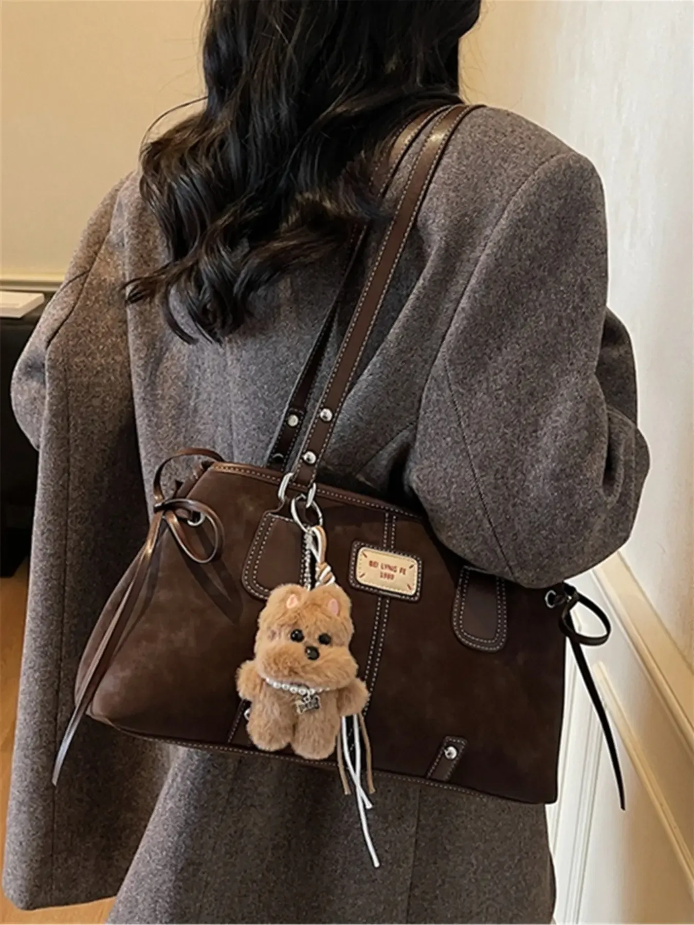 High-Value Fashion Large Capacity Shoulder Bag, Korean Trendy Unique Versatile Women's Bag, Fall Winter Commuter Underarm Bag, Pu Tote Satchel