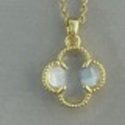 New Micro-Pavé Shiny Four-Leaf Clover Necklace for Women - 18K Gold Plated Collarbone Chain, Unique Luxury Minimalist Design, Dainty Elegant Jewelry for Daily Wear & Special Occasions, Versatile Gift